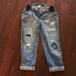Used old navy maternity skinny boyfriend jeans